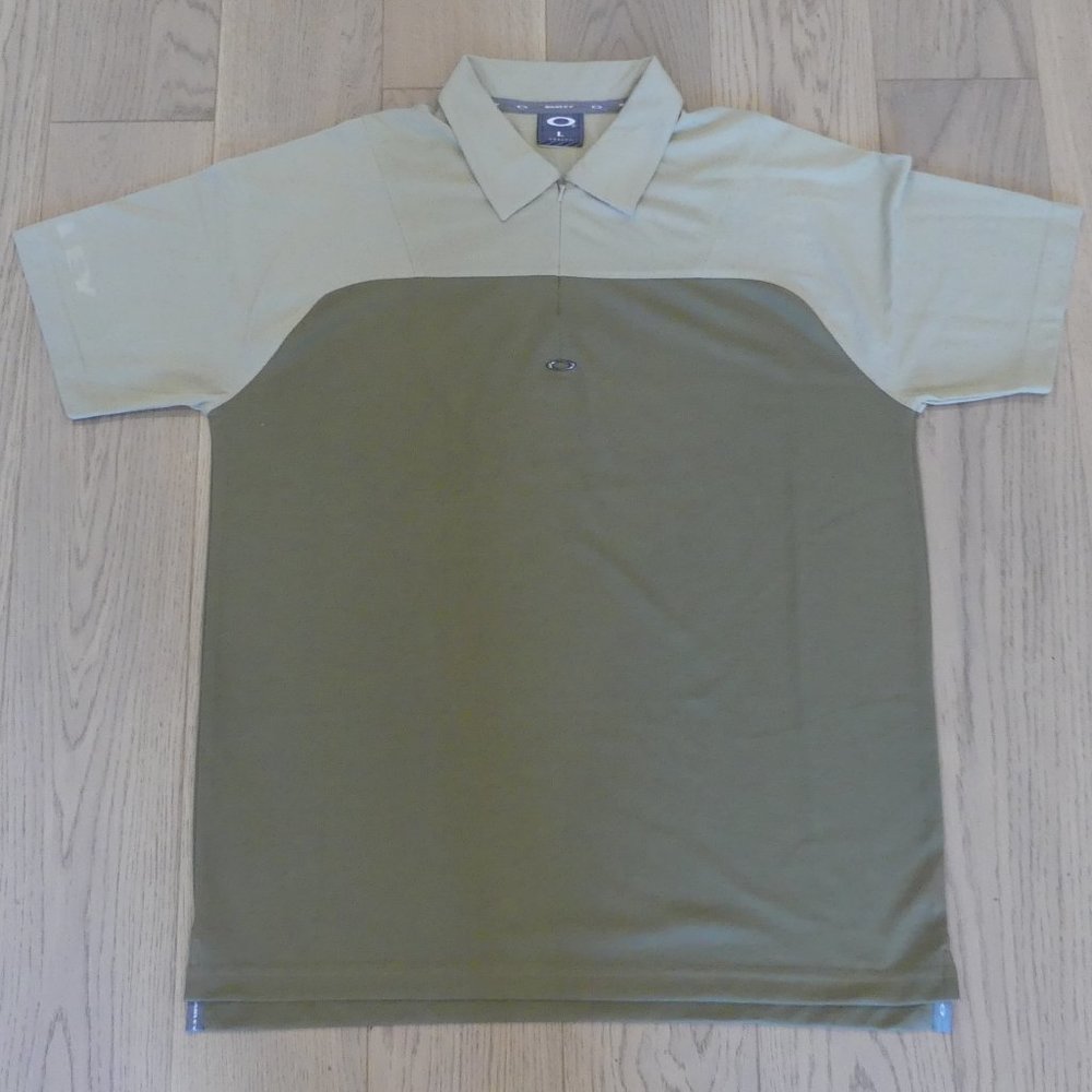 Oakley Vintage Beige Large Quarter Zip Polo
